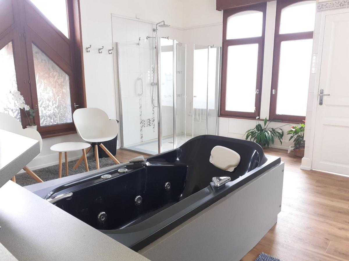 Le Manoir De La Mantille Caudry Dış mekan fotoğraf
